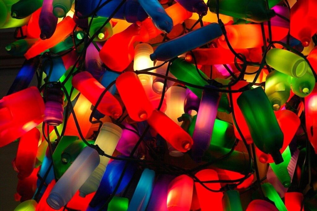 Adornos navideños reciclados - Chatarrería Hermanos Lopez adornos navideños reciclados